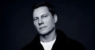 Mielőtt világsztár lett: Tiësto és a trance aranykorának bakelitjei.