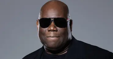 Carl Cox: a három lemezjátszós DJ, aki egy egész klubkorszakot vitt magával